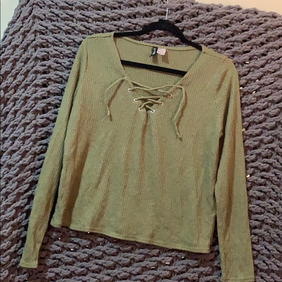 Army Green Lace Up Sweater 💚 - Picture 2 of 5